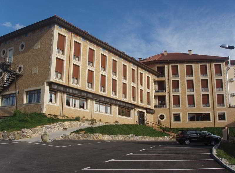 Los Acebos Arriondas Exterior photo